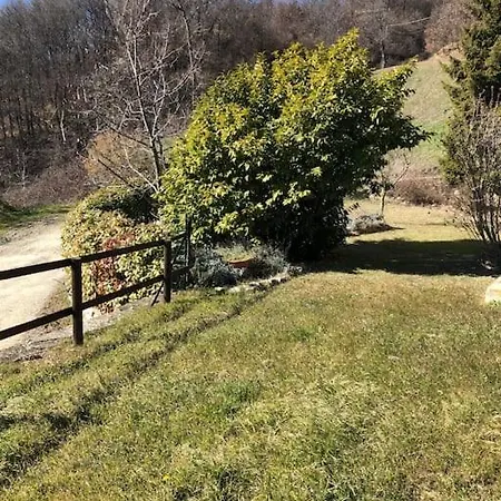 Holiday home Suggestivo Casale In Collina