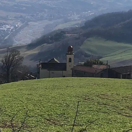 Suggestivo Casale In Collina